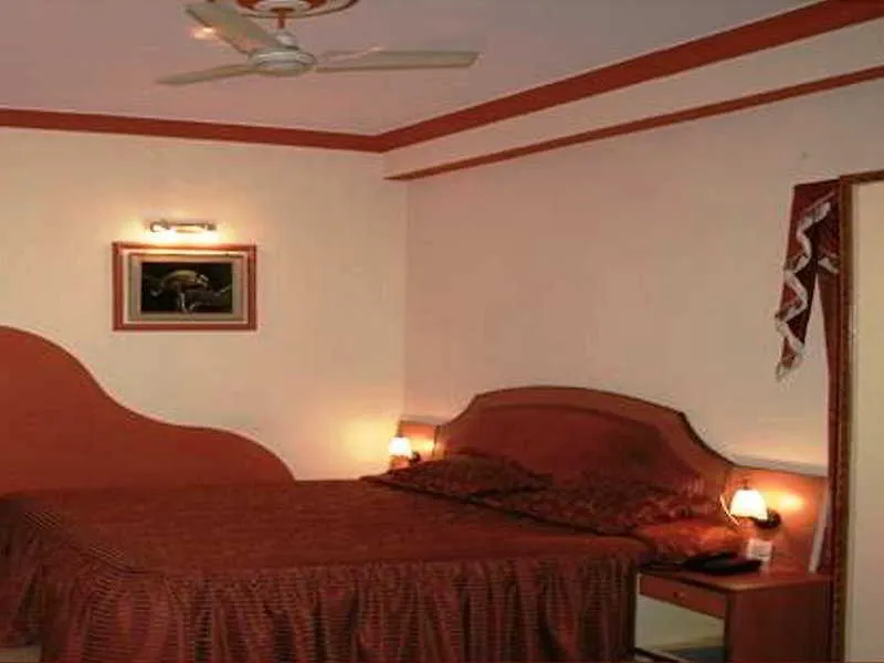 Hotel Mm Continental Varanasi