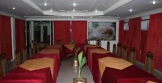 Hotel Mm Continental Varanasi Bed & Breakfast