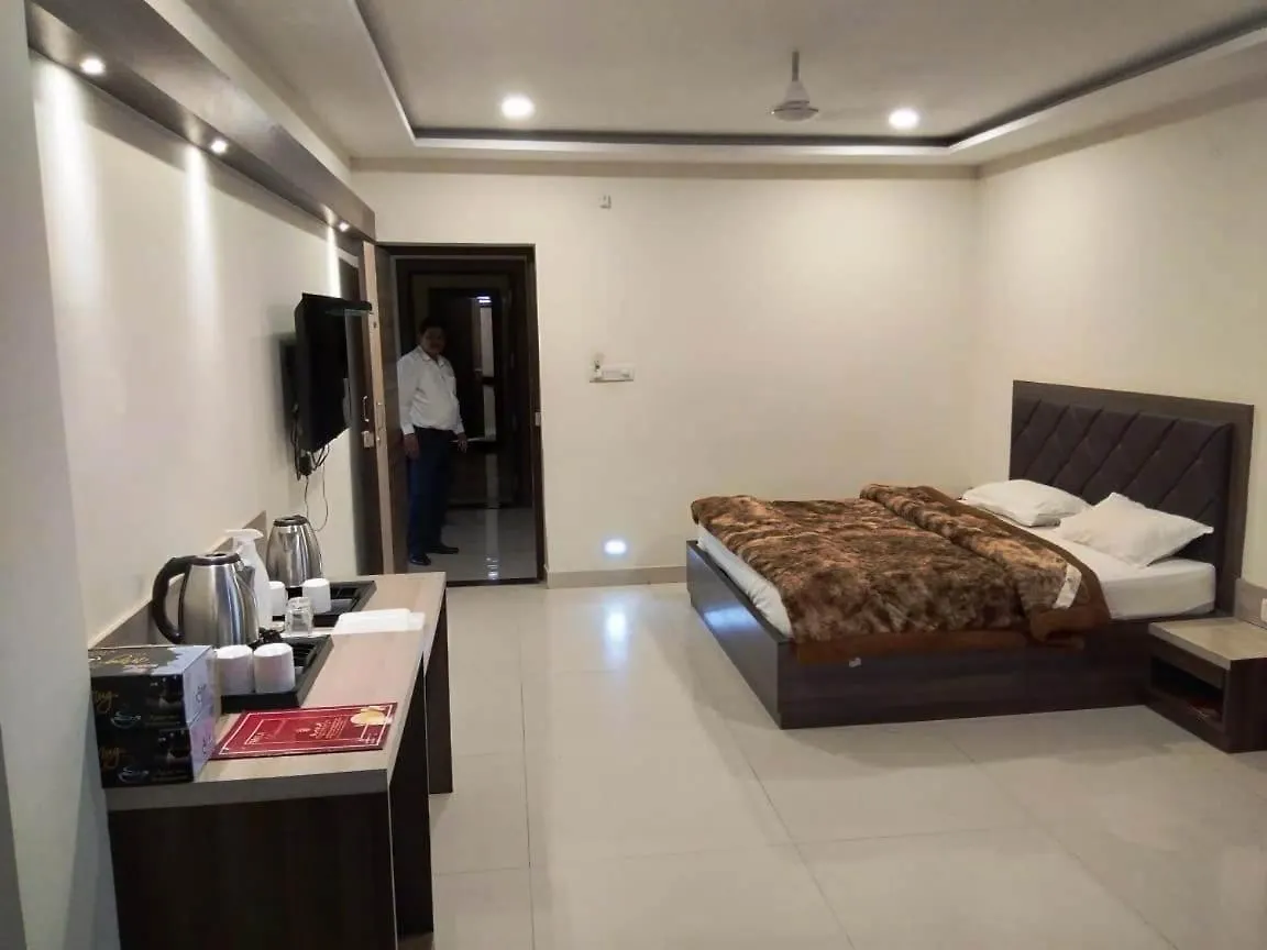 Hotel Mm Continental Varanasi