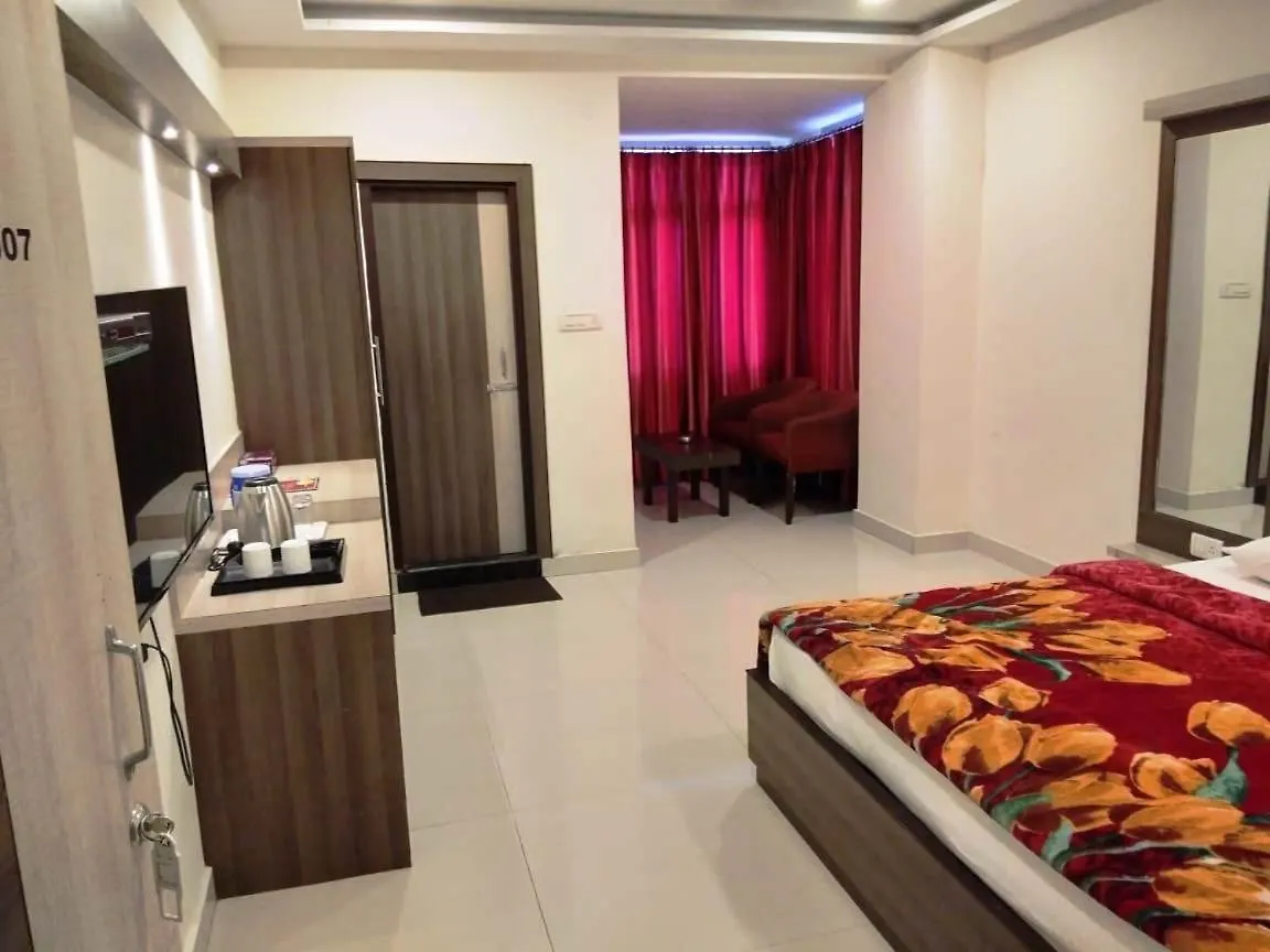 Hotel Mm Continental Varanasi 2*,  India