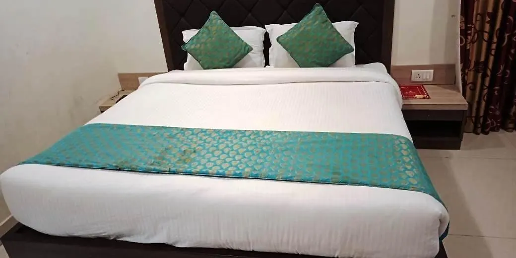 Hotel Mm Continental Varanasi India